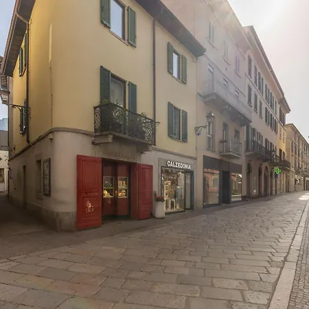 San Giacomo Apartment *